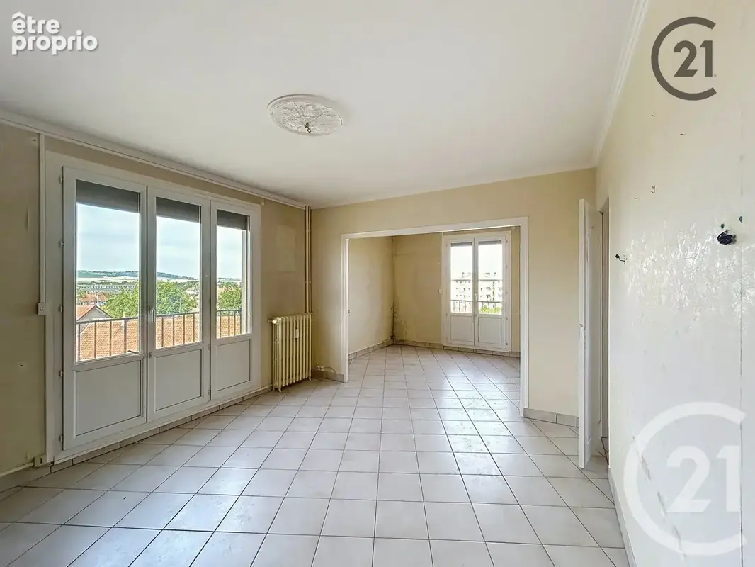 Appartement à LA CHAPELLE-SAINT-LUC
