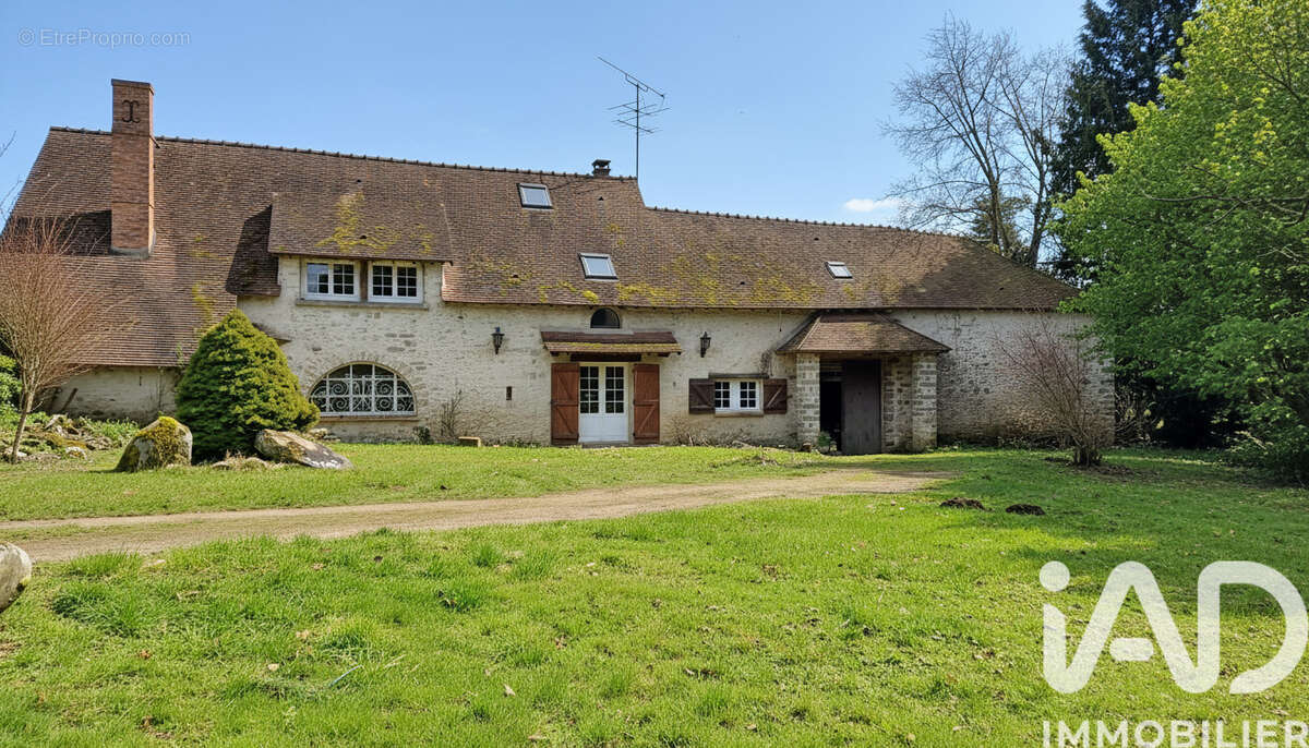 Maison 185 m² à Guigneville-Sur-Essonne  - photo 2