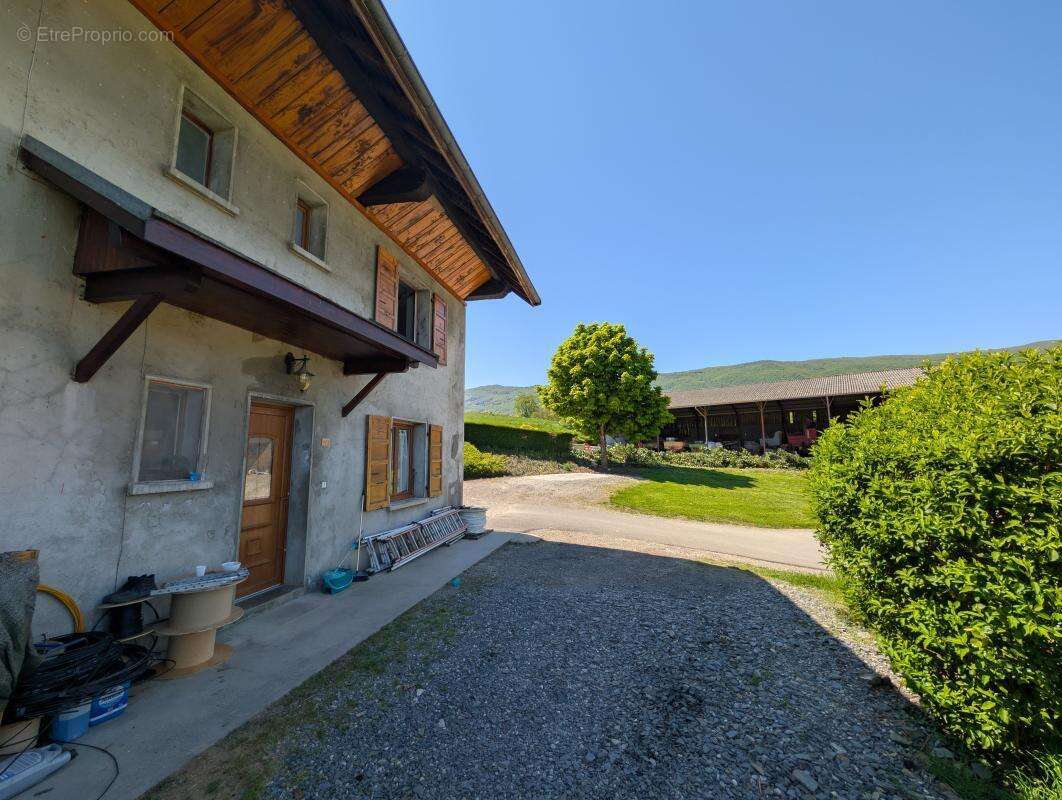 Appartement à LORNAY