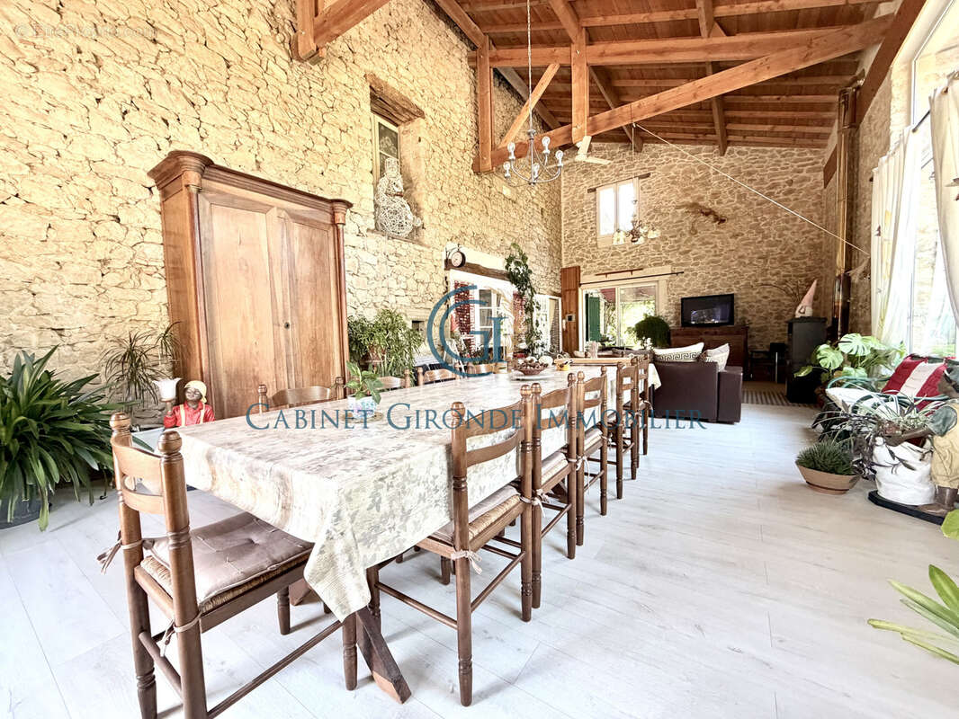Maison à CASTETS-EN-DORTHE