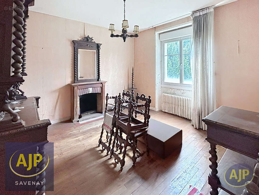 Maison à PRINQUIAU