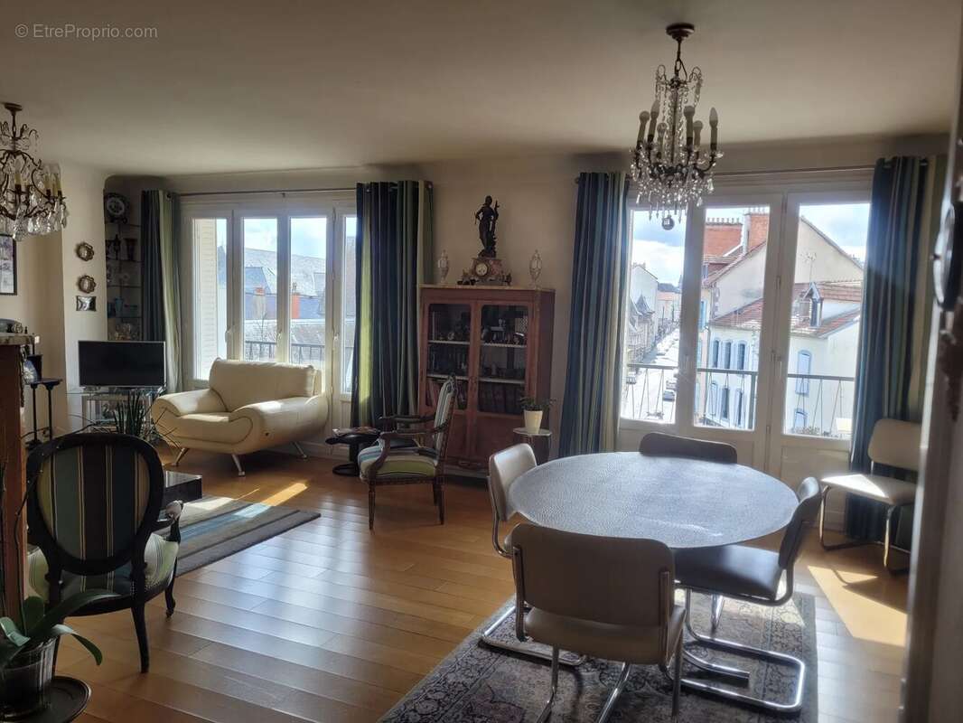 Appartement à AURILLAC