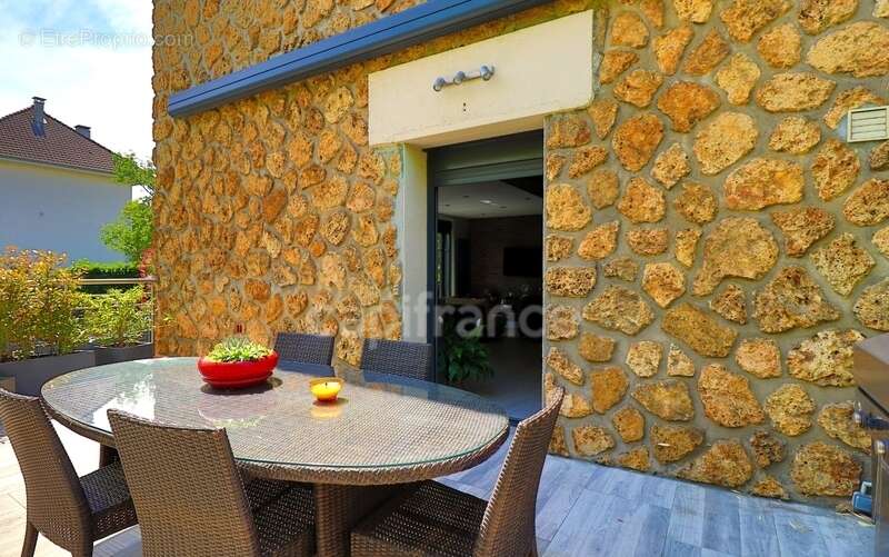 Maison à vendre 5 pièces ANTONY (92) de 106M² habitable pour une surface totale de 215 M² - photo 8