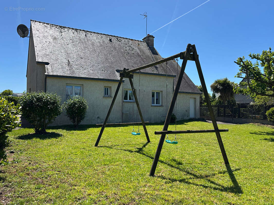 Maison à CLOHARS-CARNOET