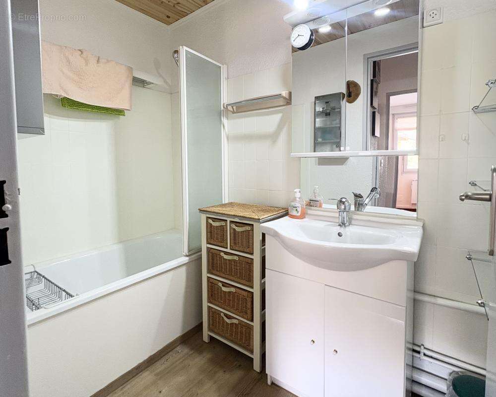 Appartement à FONT-ROMEU-ODEILLO-VIA