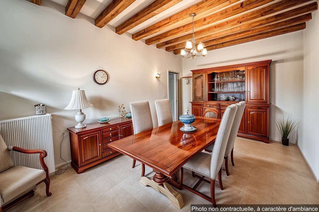 Maison à FOLLAINVILLE-DENNEMONT