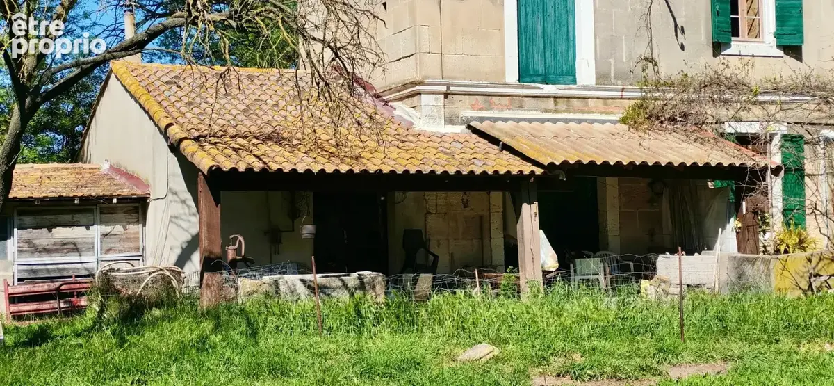 Dpt Bouches du Rhône (13), à vendre FONTVIEILLE propriete P5 - photo 11