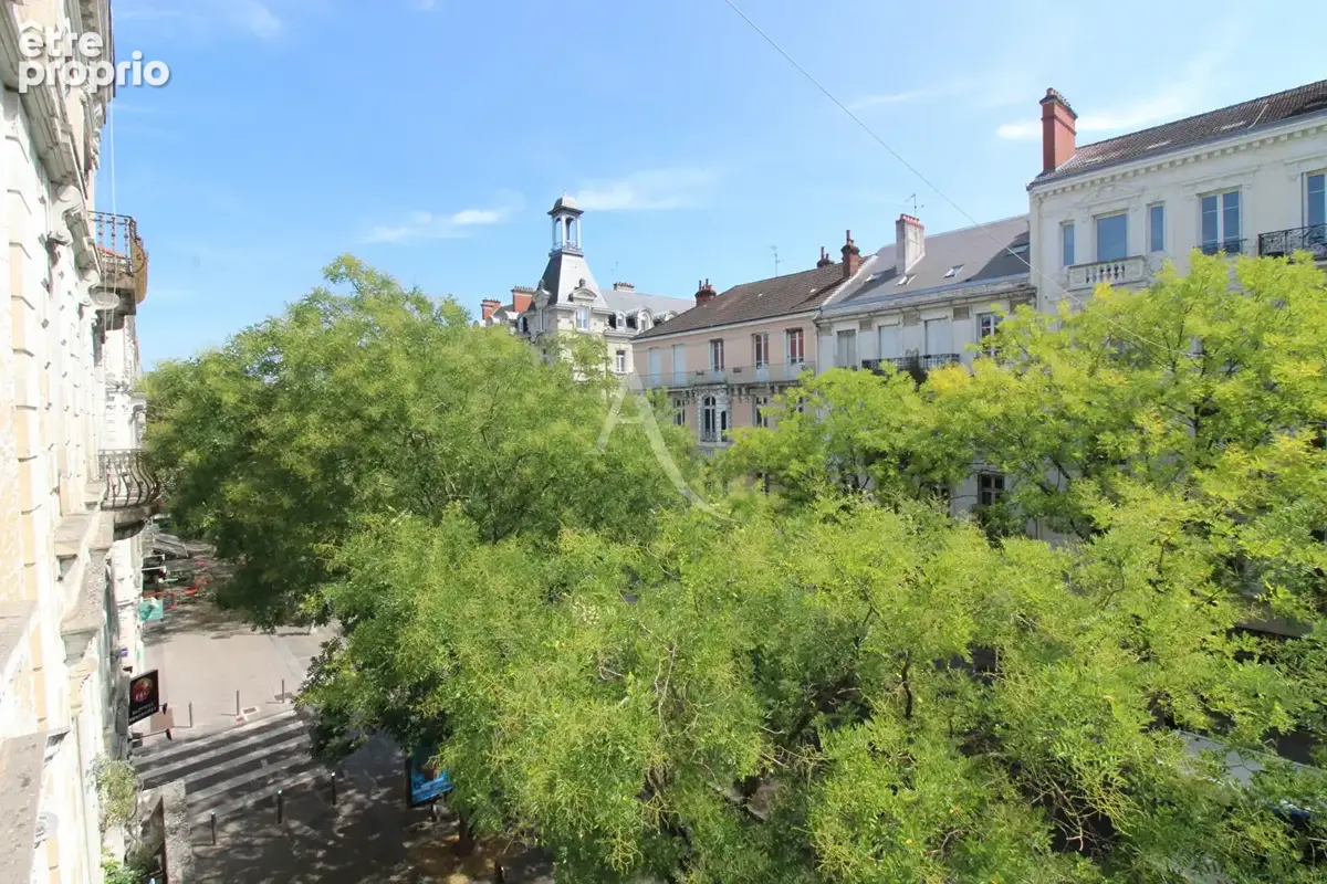 A VENDRE - Appartement T5 Boulevard de la République - photo 10