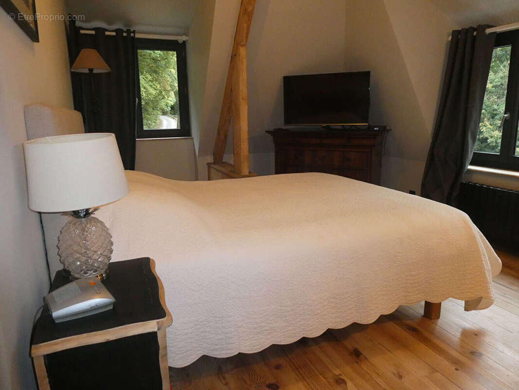 Maison à CORMEILLES