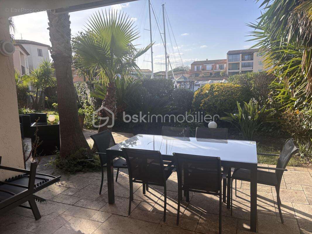 Port cogolin - appartement de standing avec jardin privatif et accès marina - photo 6
