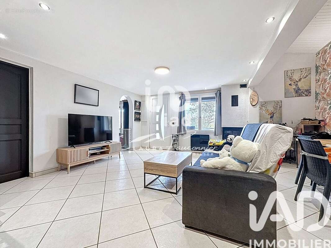 Photo 2 - Maison à PRECY-SUR-MARNE