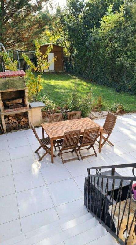 Maison à VILLENEUVE-SAINT-GEORGES