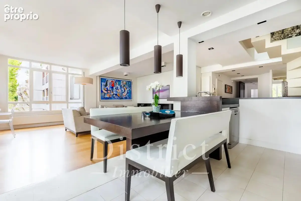EXCLUSIVITÉ – Neuilly-sur-Seine – Appartement familial de 174 m² - photo 5