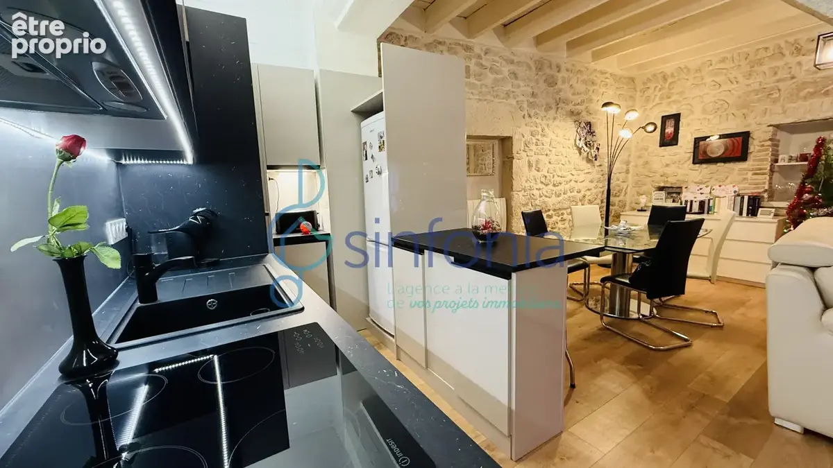 Maison de village en pierre entièrement rénovée au cœur de La Calmette - photo 4