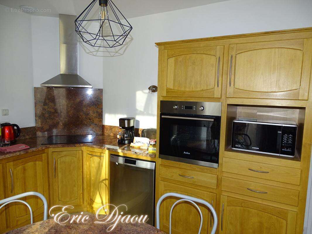 Maison de pays Condat Sur Vezere 10 pièce(s) 236.05 m2 - photo 14