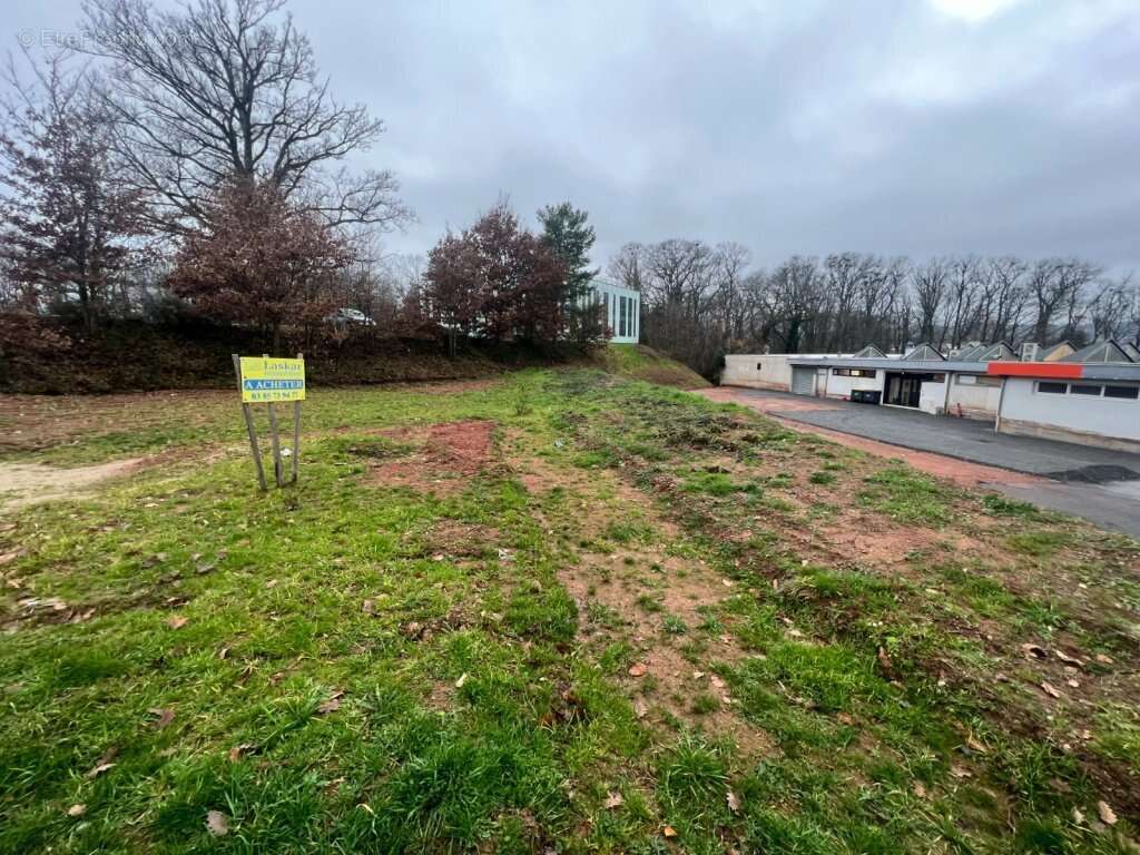 Terrain à LE CREUSOT