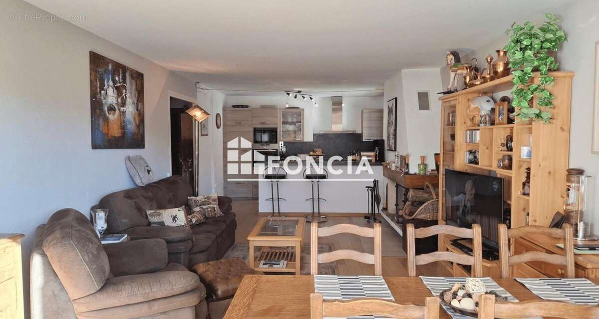 Appartement à PEONE