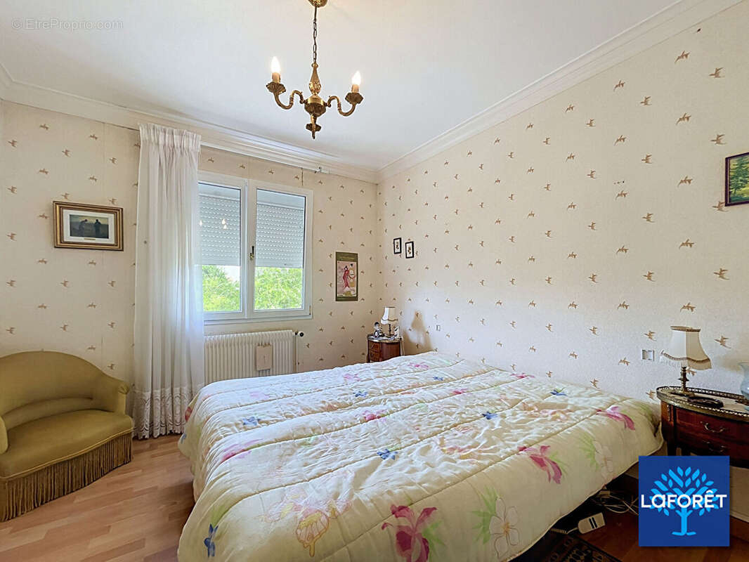 Maison 3 chambres avec grand sous-sol et jardin clos à La Chaussée-Saint-Victor - photo 10