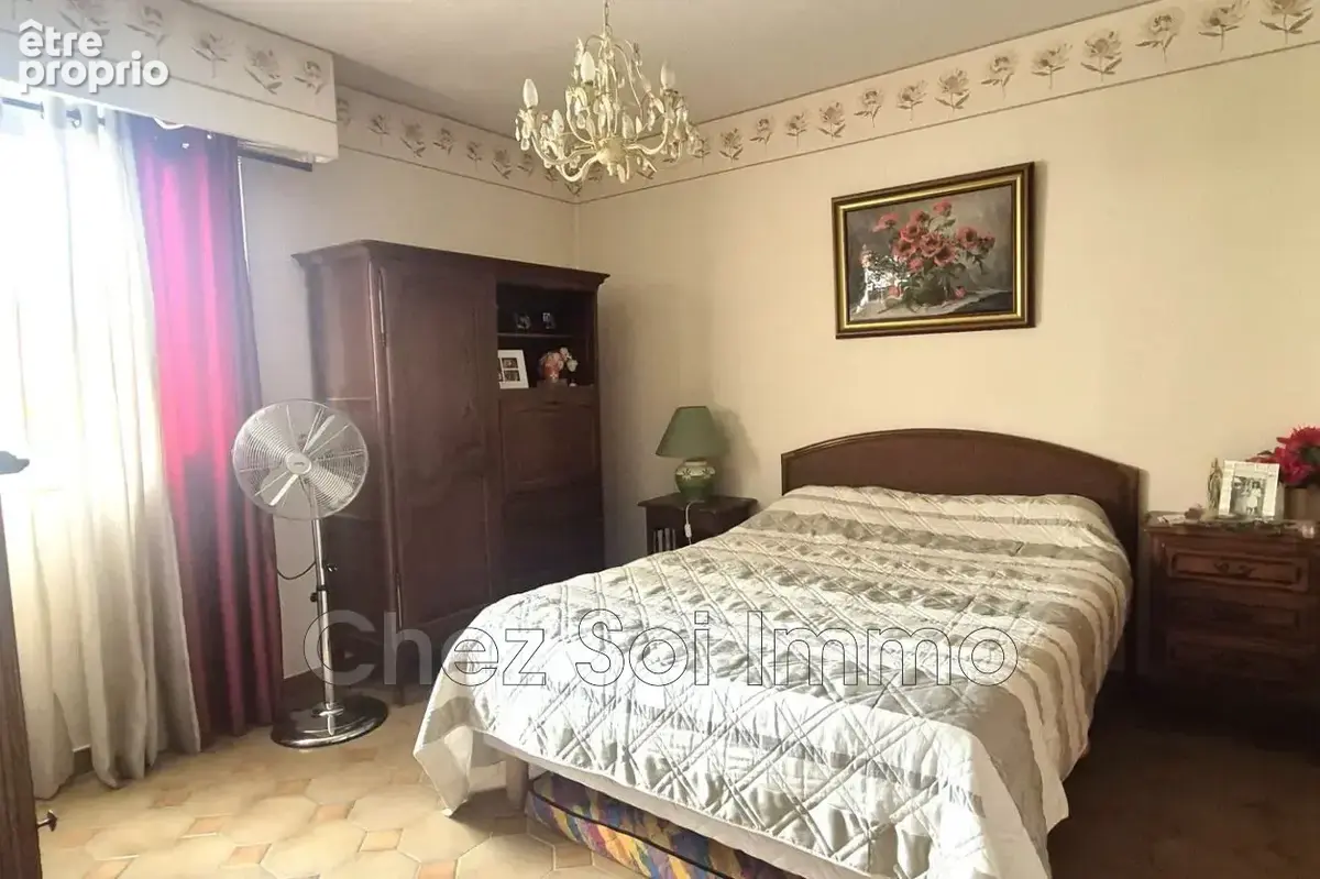 Maison 4 pièces 105 m² à vendre à Saint-Laurent-Du-Var (06700) - photo 7
