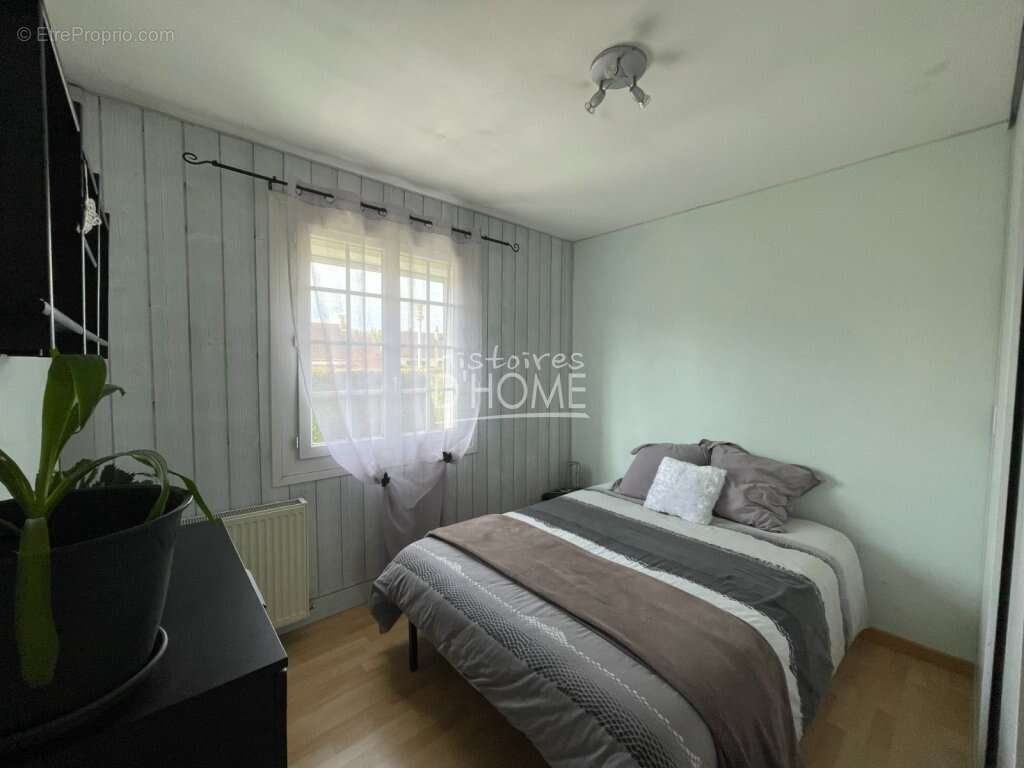 Maison à ROZAY-EN-BRIE