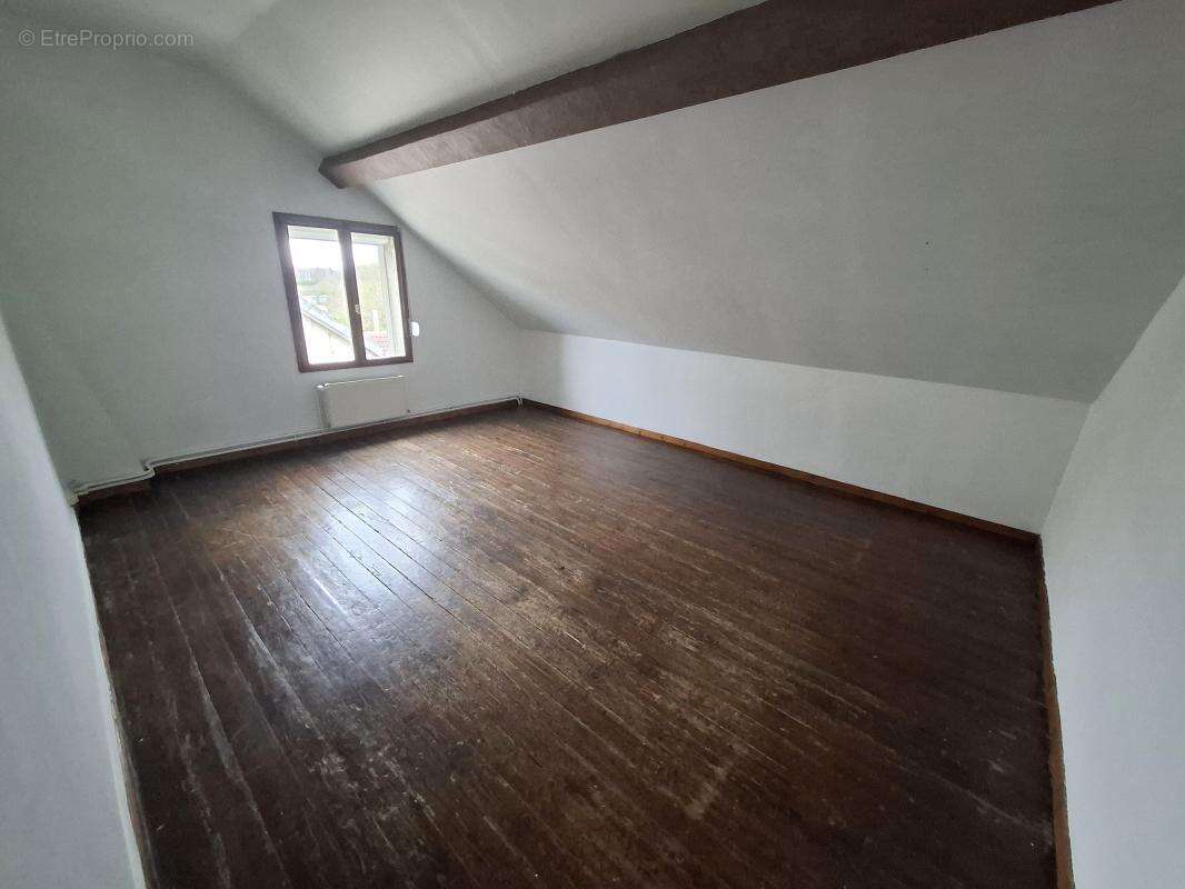 Maison à TROSLY-BREUIL