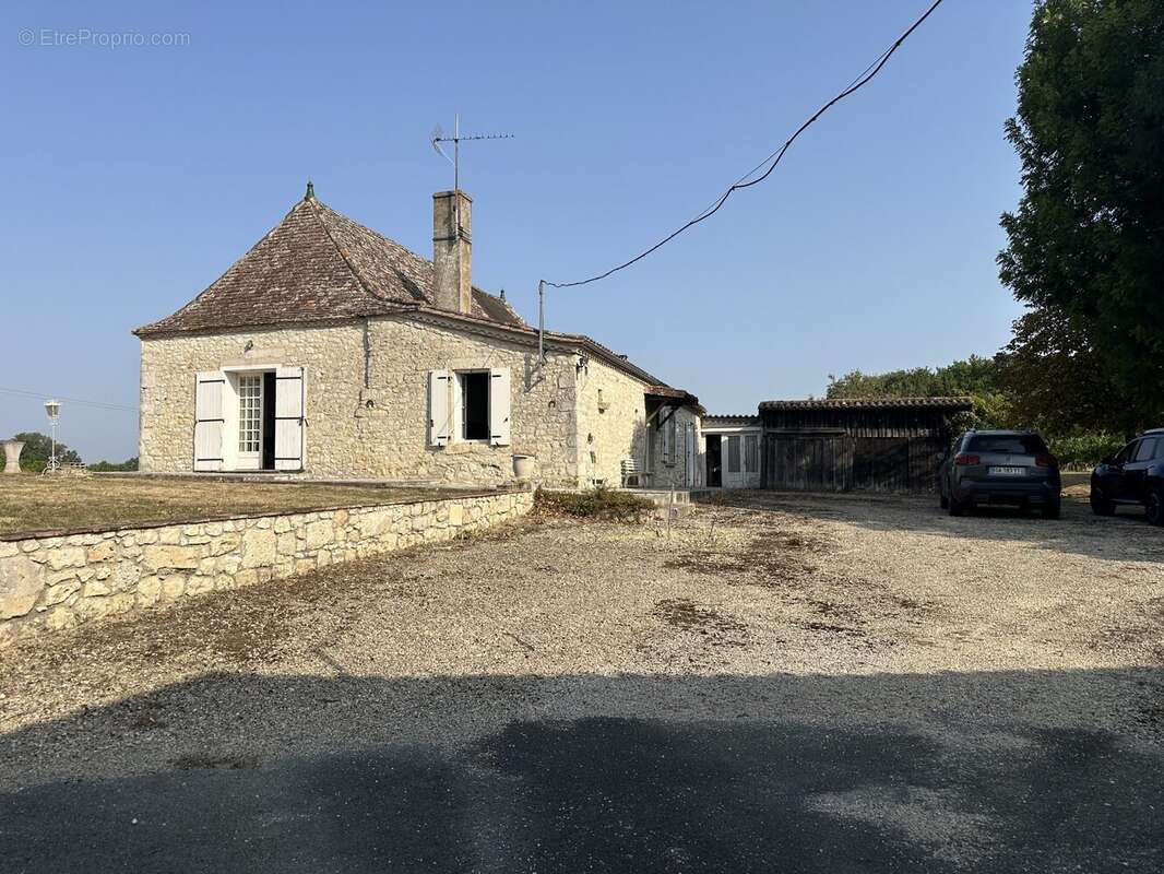 Maison à SAINTE-INNOCENCE