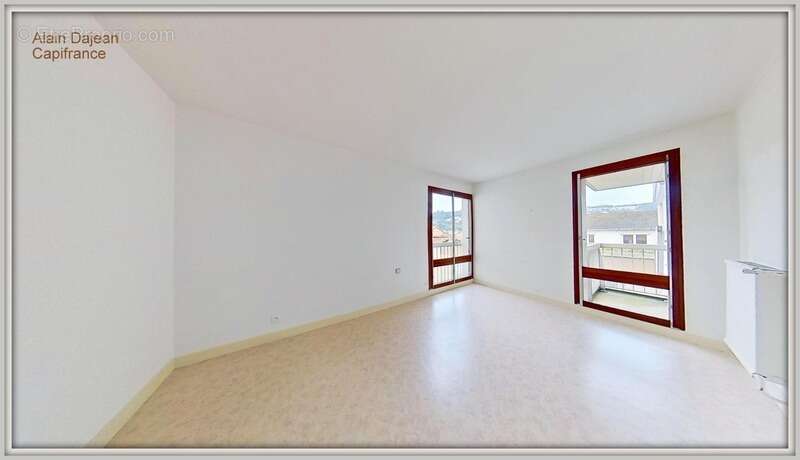 Appartement à vendre 3 pièces -91 M2 - Hypercentre AGEN (47)-3 ième étage avec ascenseur-Balcons - photo 11