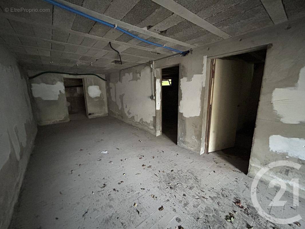 Parking à PONT-SAINTE-MAXENCE