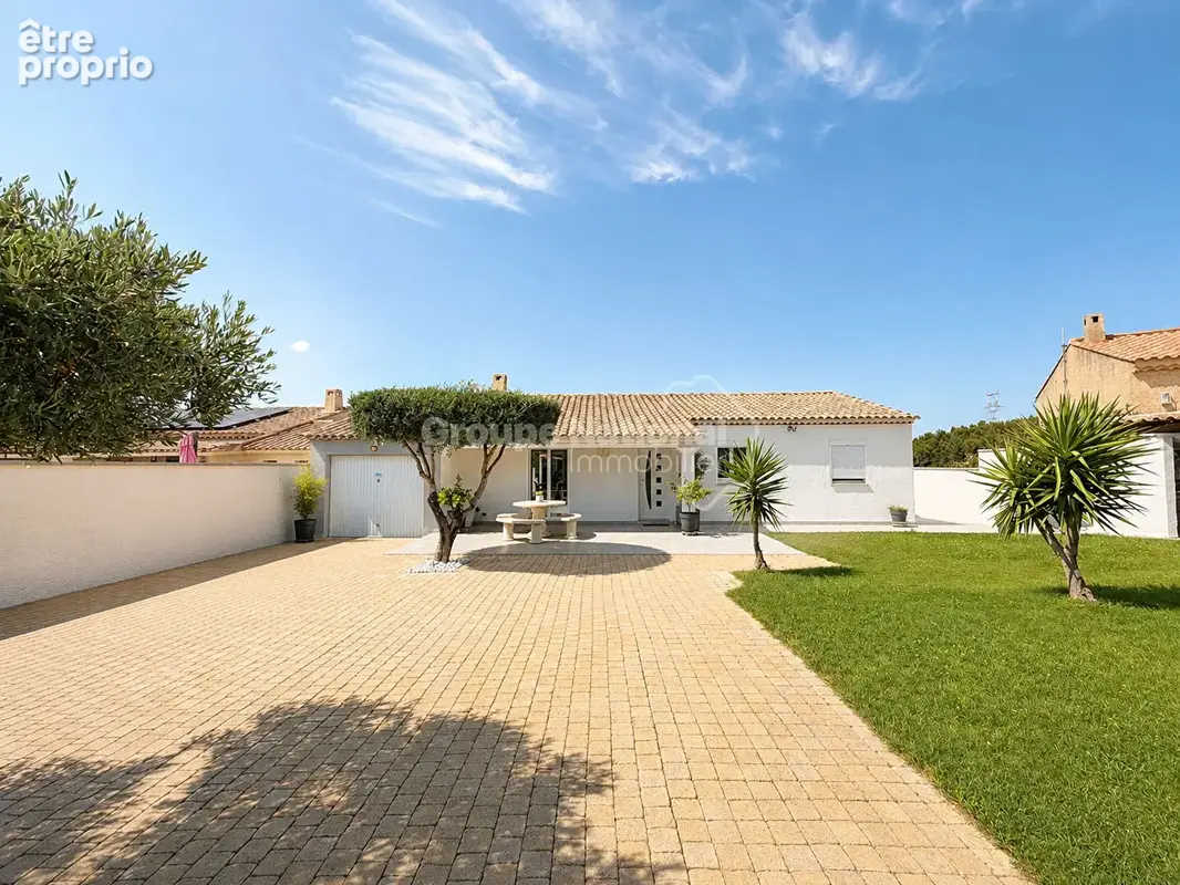 ENSUES LA REDONNE: Villa de type 4 de plain pied de 90 m2 sur un terrain de 620 m2. - photo 1