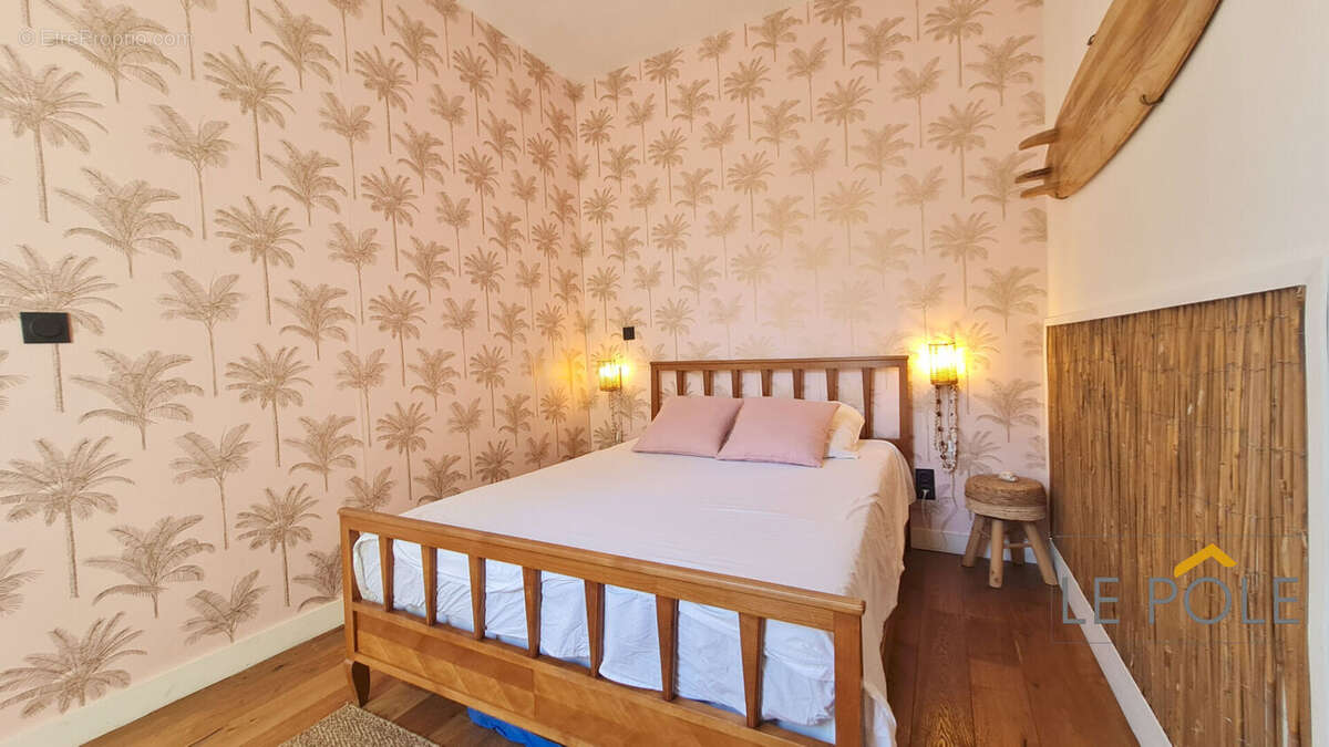 Maison de Ville à  Saint Marcel d'Ardèche de 148m² Habitables - 4 Chambres - ESPACE EXTERIEUR - photo 9