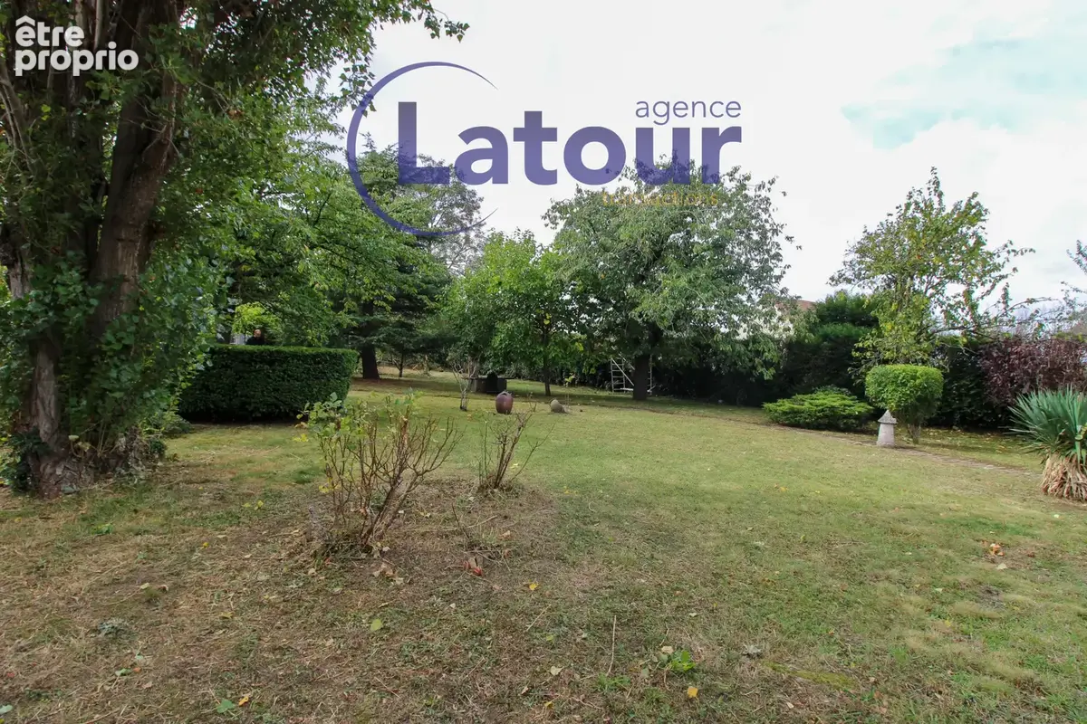 A dreux, sur un terrain de 1500 m2, maison familiale de 6 pieces sur sous-sol total. - photo 11
