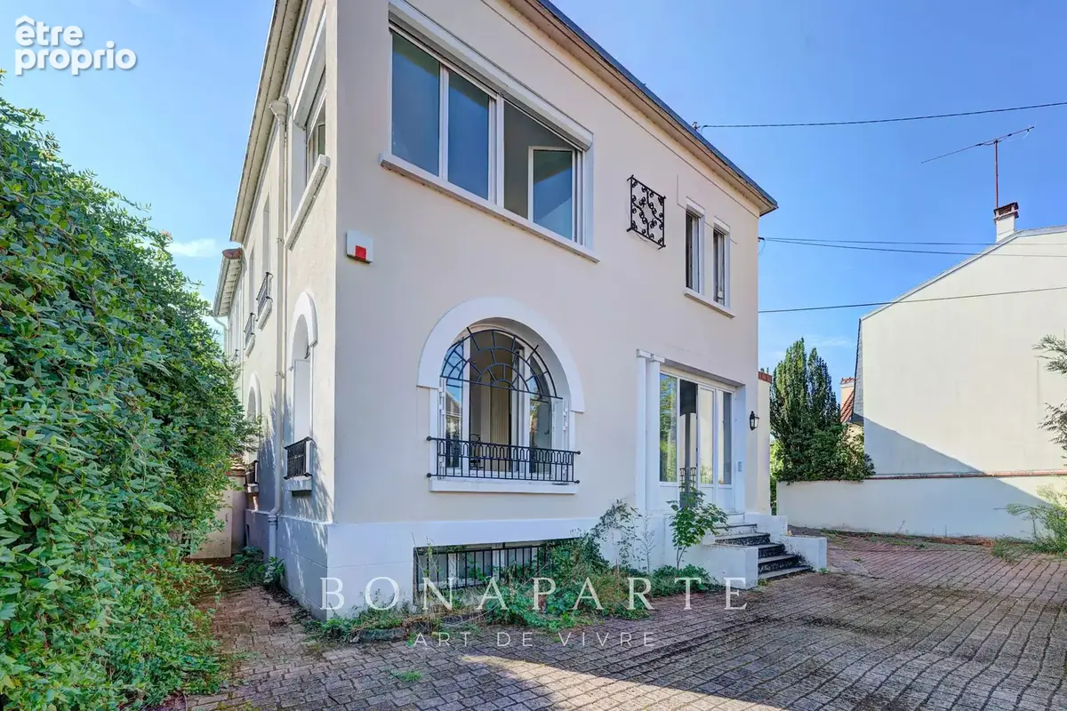 Photo Maison à Rueil-Malmaison au prix de 1 249 000€