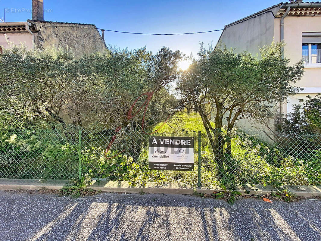 Terrain à CHEVAL-BLANC