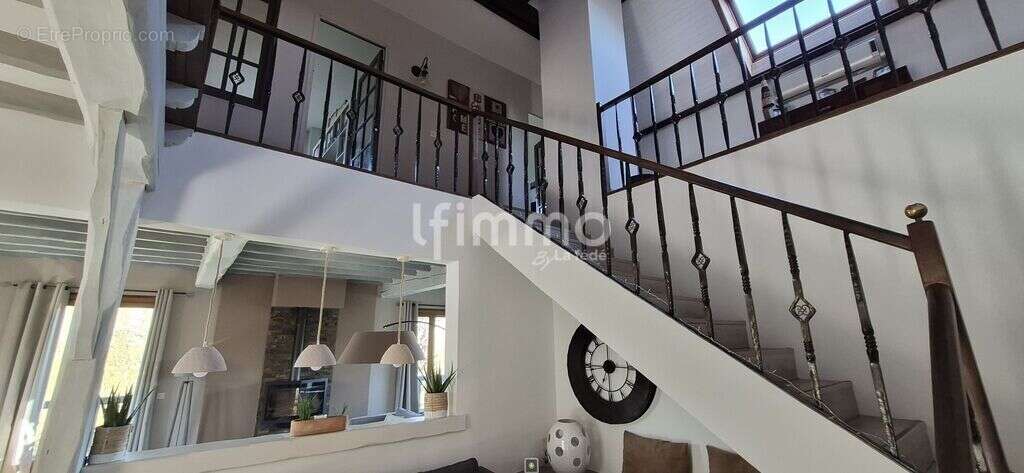 Propriété moderne & lumineuse avec piscine à Jablines - photo 13