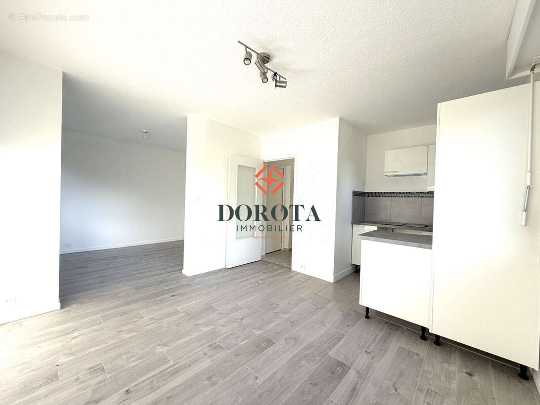 Appartement à MEYLAN