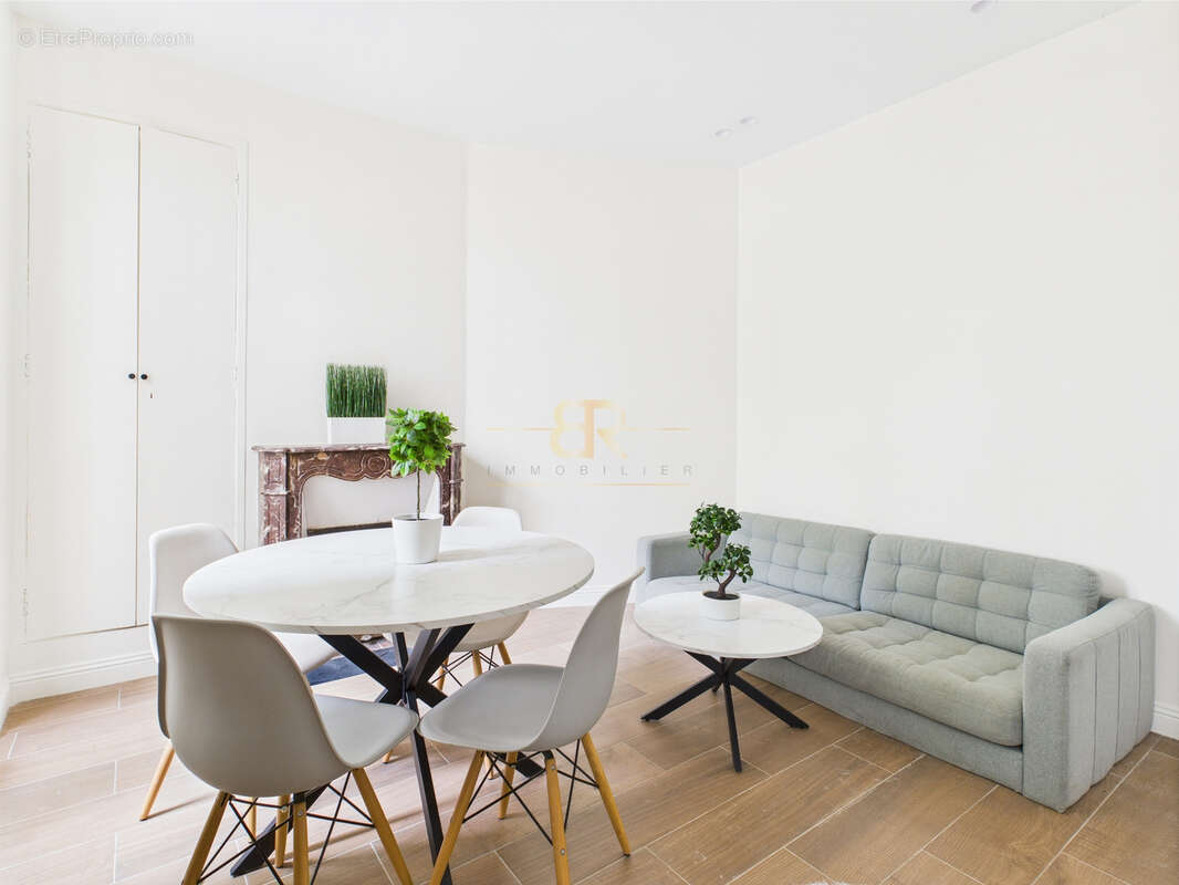 Appartement à PARIS-5E