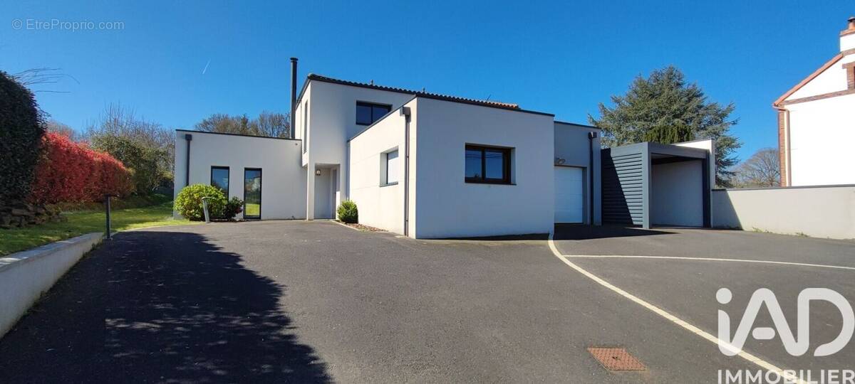 Photo 1 - Maison à CHAVAGNES-EN-PAILLERS