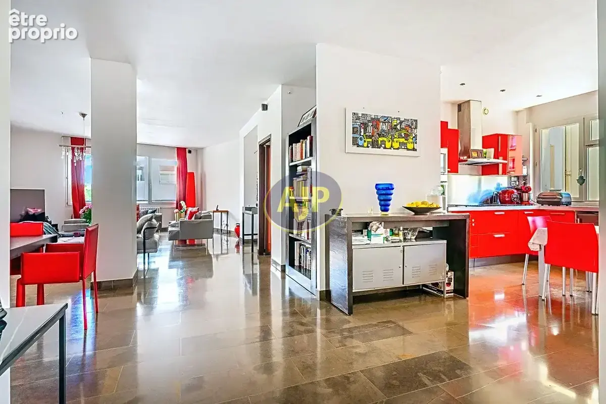 PARIS 75016 : Appartement  4 chambres avec terrasse - photo 2