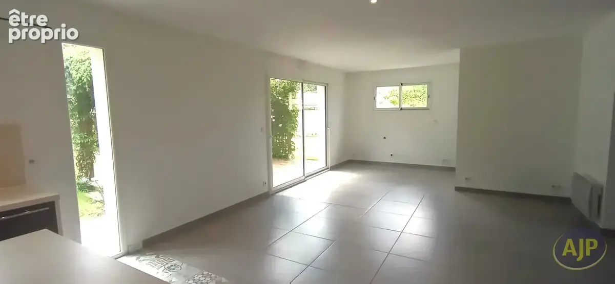 Maison 3 chambres sur 1100 m² de terrain Le Porge - photo 7