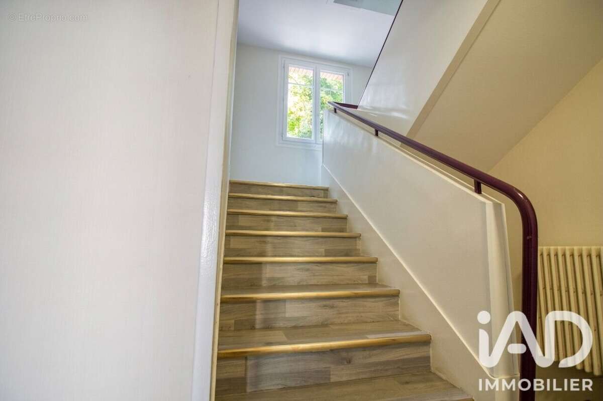 Appartement 48 m² à Suresnes  - photo 8