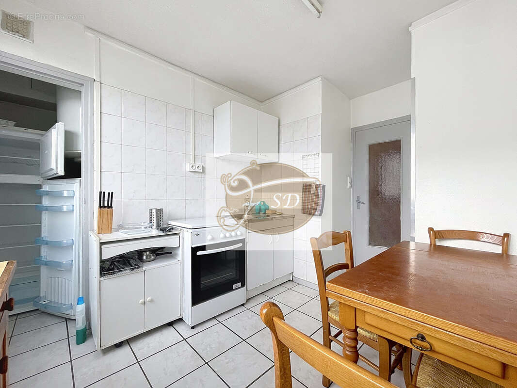 Appartement - 67,34 m2 - 4 pièces - photo 4