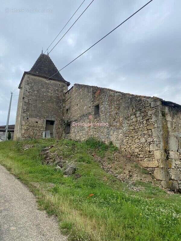 Maison à SAINT-SALVY