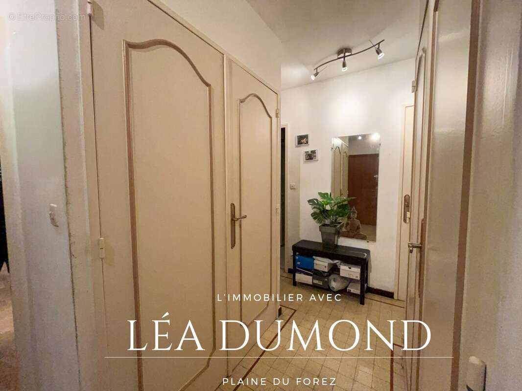 Appartement à SAINT-ETIENNE