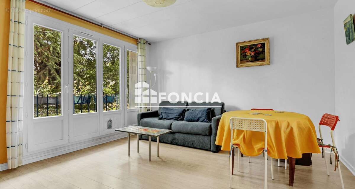 Appartement à MASSY