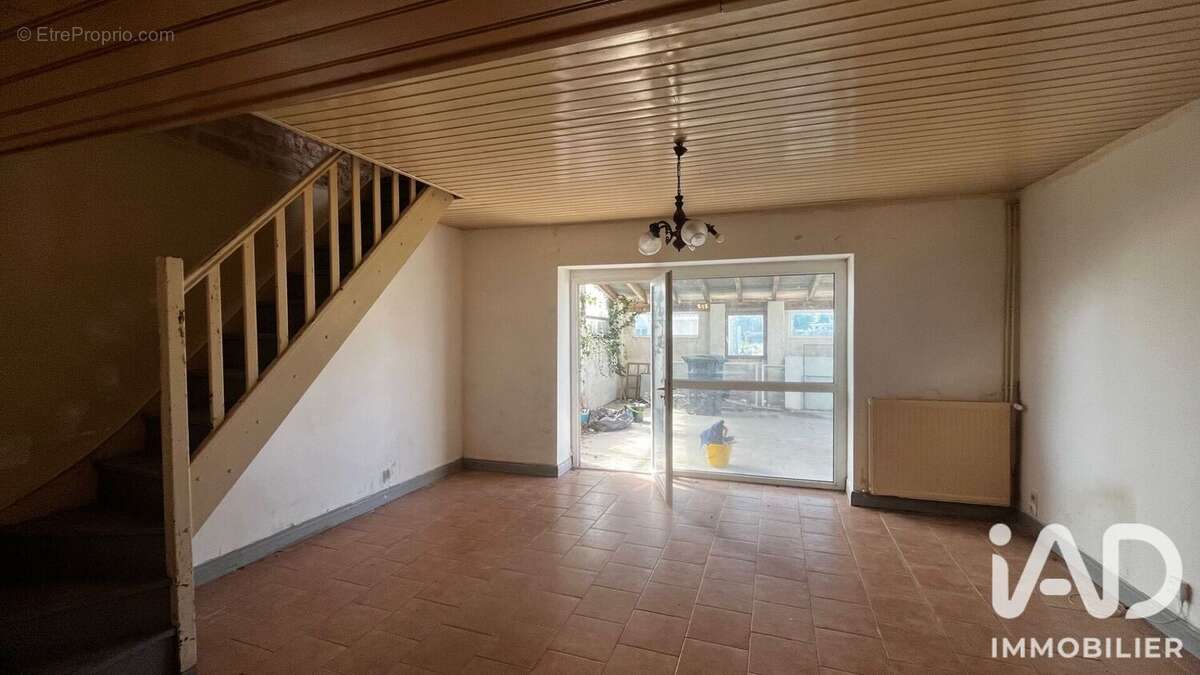 Maison 120 m² à Courcome  - photo 2