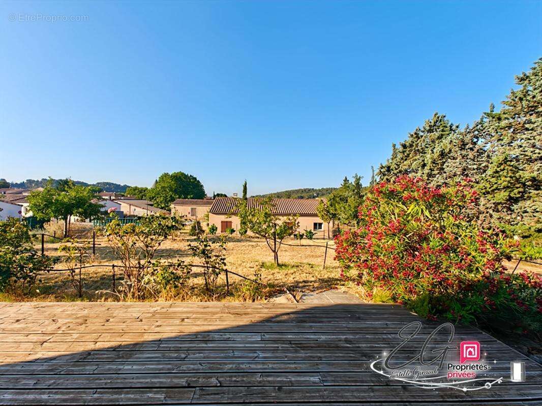Maison ossature bois de plain-pied - Accessible PMR -118 m² --Terrain 1 500 m² - DPE B - photo 3