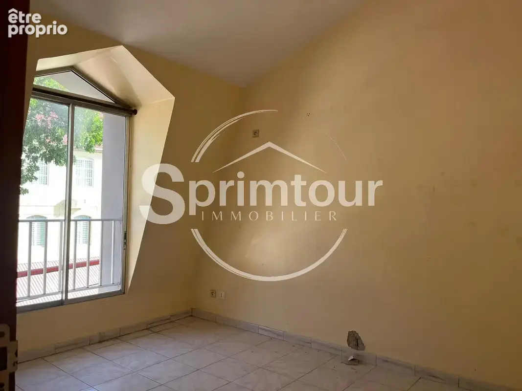 Basse-Terre   Appartement T2 lumineux au Carmel - proximité immédiate du lycée - photo 4