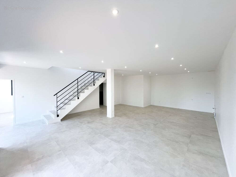 Maison à CORENT