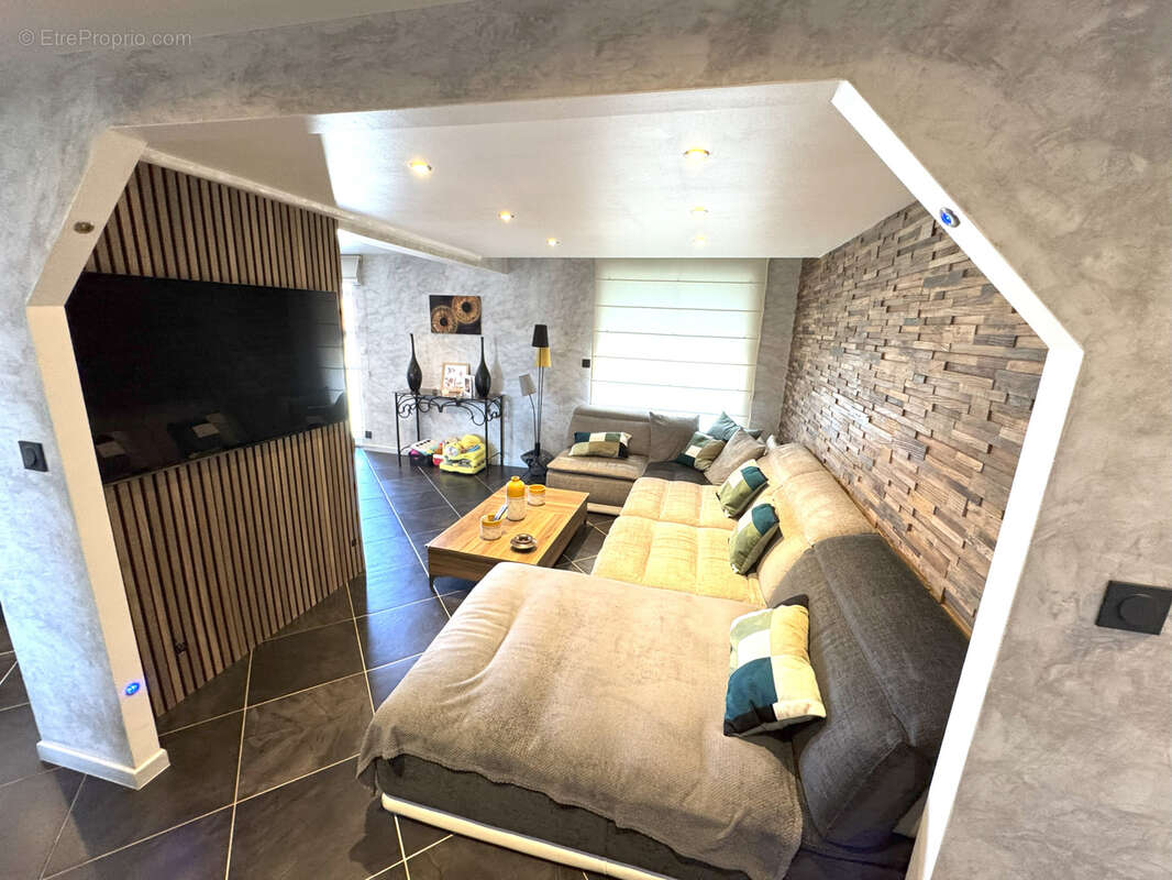 Appartement à SAINT-CYR-SUR-MER