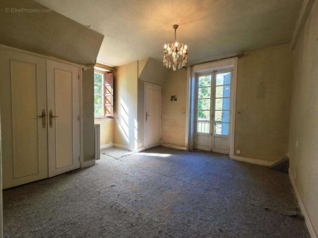 Maison  9 pièces 235 m2 - photo 9